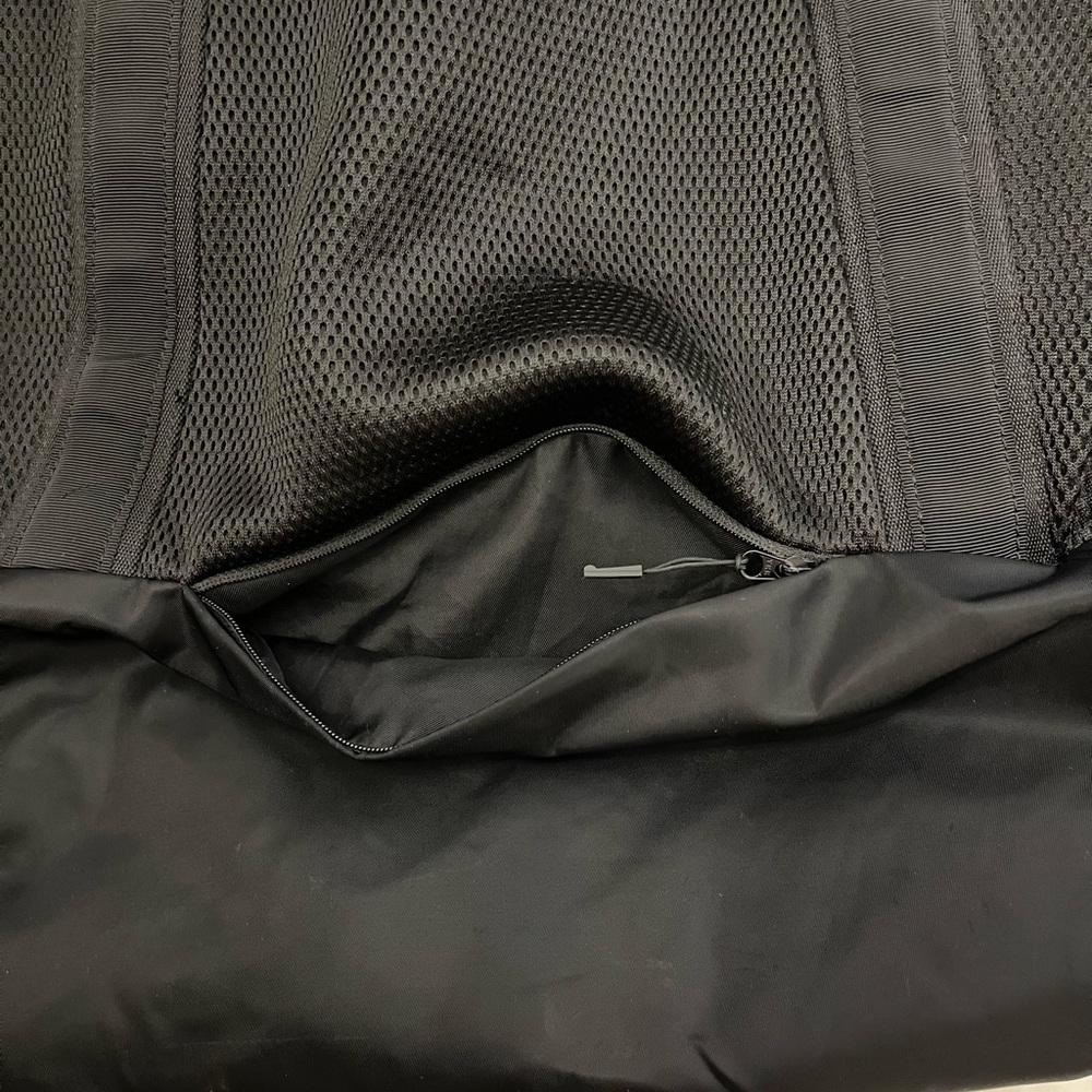 🍋Black Lululemon Tote/gym Bag - Picture 2 of 11